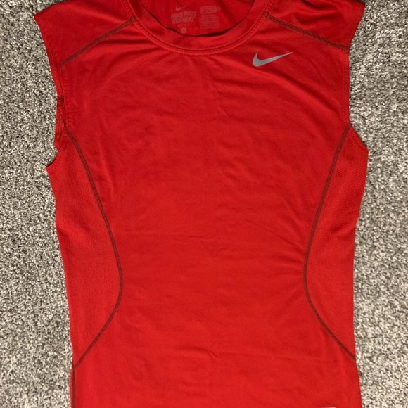 nike combat sleeveless shirt